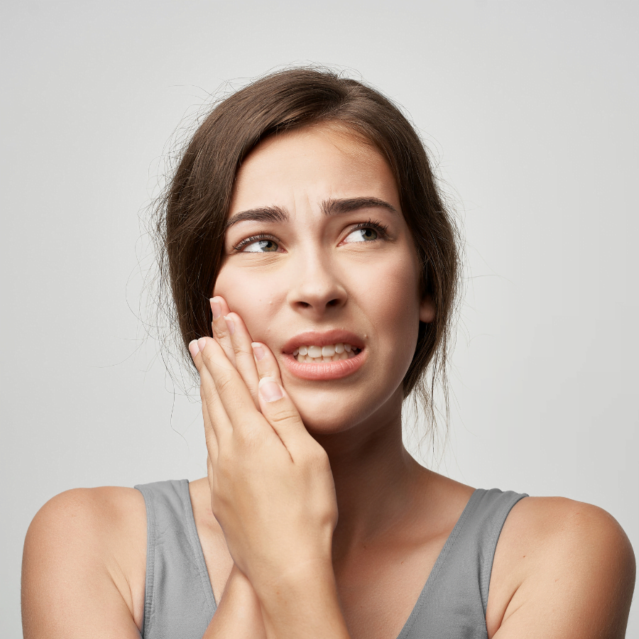 why do I have jaw pain on just one side?
